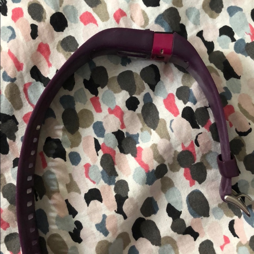 Fitbit Charge Hr - image 2